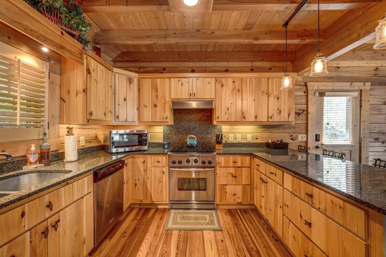 Log Haven Villa ดอว์สันวิลล์ ภายนอก รูปภาพ