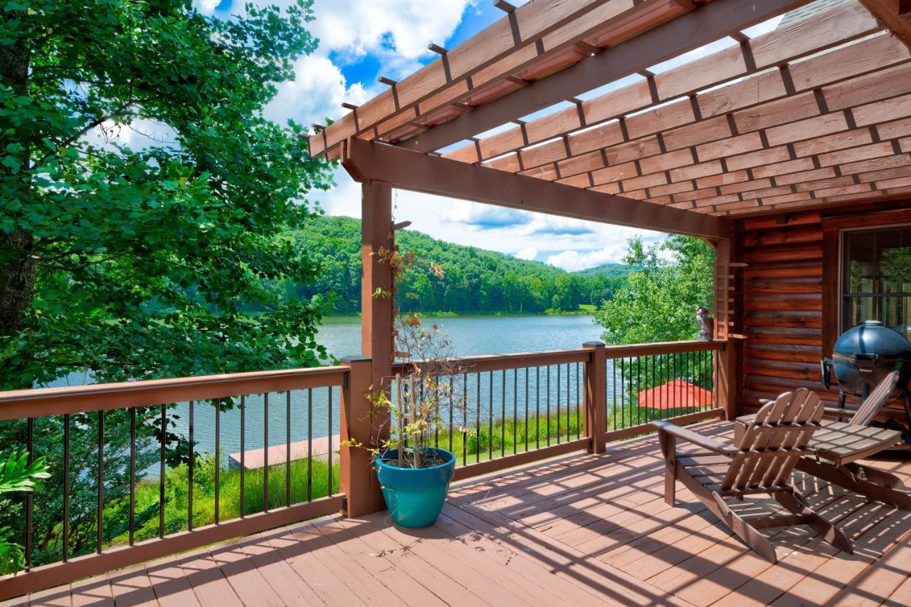 Log Haven Villa ดอว์สันวิลล์ ภายนอก รูปภาพ
